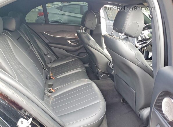 W1KZF8DBXMA961839 2021 MERCEDES-BENZ E Black Widok tylnych siedzeń