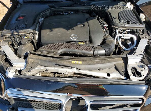 W1KZF8EB2LA834855 2020 MERCEDES-BENZ E Черный Вид задней части салона