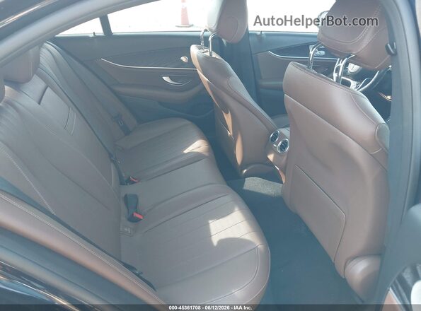 W1KZF8EB3MA980652 2021 MERCEDES-BENZ E-CLASS Blue Widok naklejki z numerem VIN