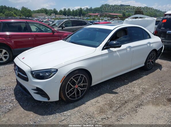 W1KZF8EB6NB029390 2022 MERCEDES-BENZ E-CLASS Белый Передняя левая четверть