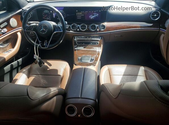 W1KZF8EB8NB007875 2022 MERCEDES-BENZ E Black Առջևի վահանակի տեսք