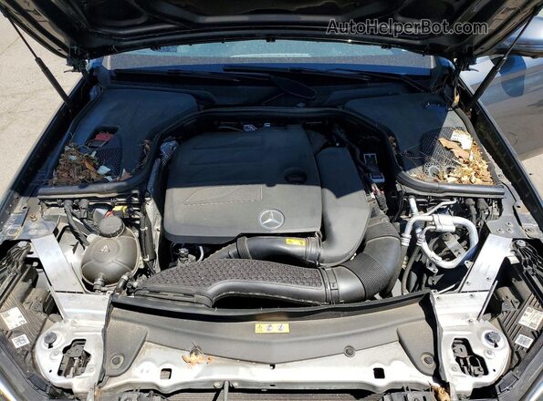 W1KZF8EB9MA957165 2021 MERCEDES-BENZ E Silver Widok wnętrza z tyłu