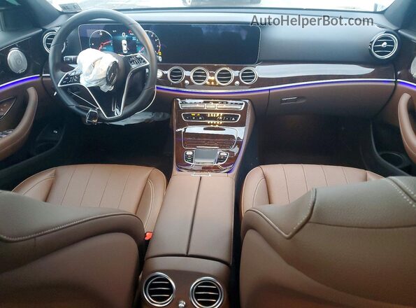 W1KZF8EBXPB124408 2023 MERCEDES-BENZ E Белый Вид панели приборов