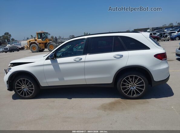 W1N0G8DB3NV369654 2022 MERCEDES-BENZ GLC 300 White Widok wnętrza 360 stopni