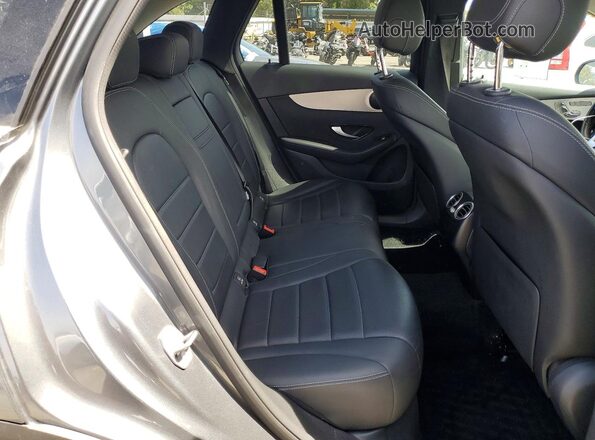 W1N0G8DB4LF762070 2020 MERCEDES-BENZ GLC-CLASS Gray Widok wnętrza z tyłu
