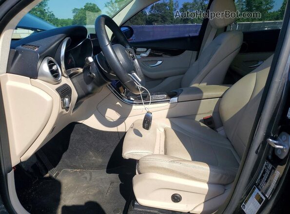 W1N0G8DB7LF780420 2020 MERCEDES-BENZ GLC-CLASS Черный Вид салона спереди