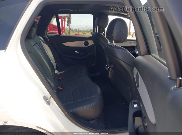 W1N0G8DB7MF930964 2021 MERCEDES-BENZ GLC 300 White Widok naklejki z numerem VIN