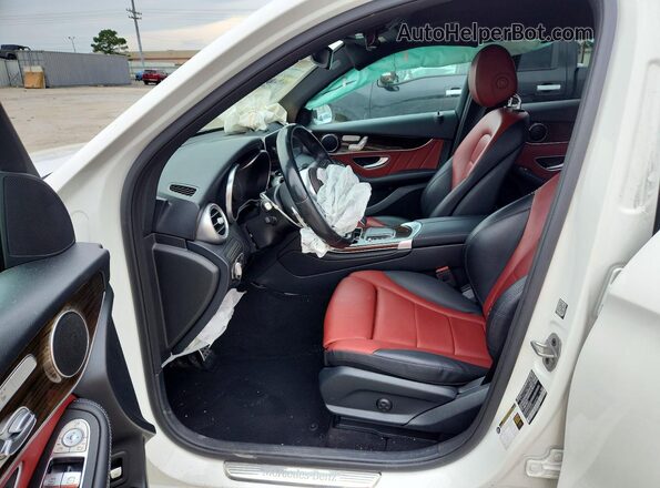 W1N0G8DB9NV327781 2022 MERCEDES-BENZ GLC-CLASS White Вид салону спереду