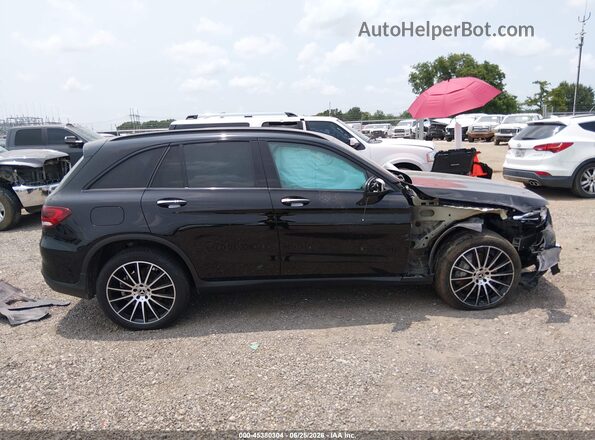 W1N0G8DB9NV386183 2022 MERCEDES-BENZ GLC 300 Black Widok wnętrza z tyłu