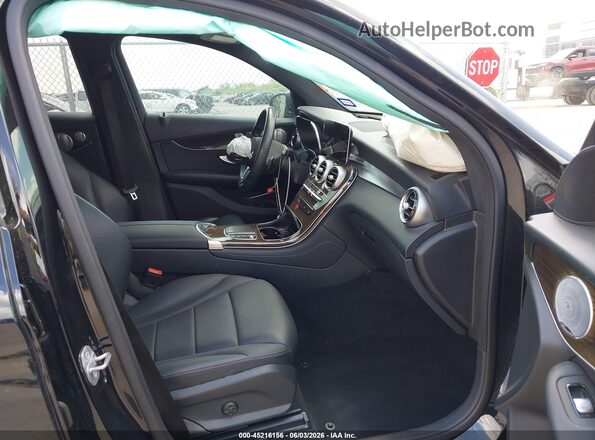 W1N0G8DBXMF868170 2021 MERCEDES-BENZ GLC 300 Black Vista interior delantera