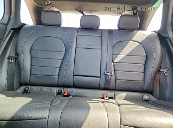 W1N0G8EB3LF816330 2020 MERCEDES-BENZ GLC-CLASS Black Widok tylnych siedzeń