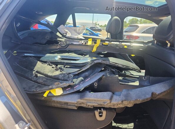 W1N0G8EB4MF919323 2021 MERCEDES-BENZ GLC-CLASS Silver Vista interior trasera