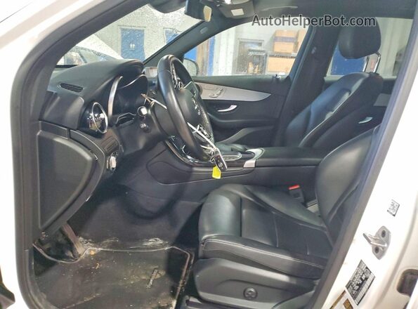 W1N0G8EB7NV389050 2022 MERCEDES-BENZ GLC-CLASS White Вид салону спереду