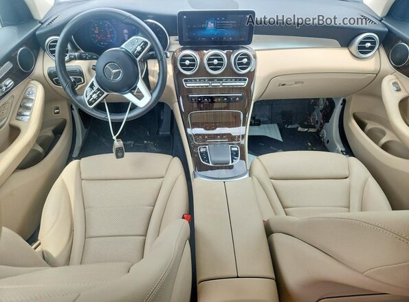 W1N0G8EBXMF888675 2021 MERCEDES-BENZ GLC-CLASS Белый Вид панели приборов