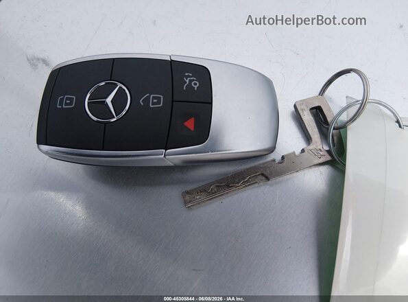 W1N0J8EB3PG168862 2023 MERCEDES-BENZ GLC 300 Black წინა პანელის ხედი