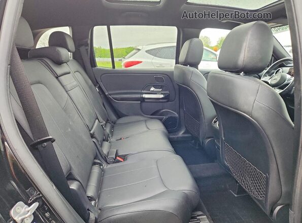 W1N4M4HB1RW357824 2024 MERCEDES-BENZ GLB-CLASS Black Widok tylnych siedzeń