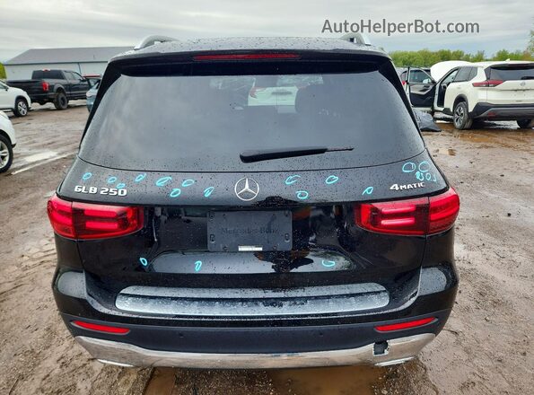 W1N4M4HB1RW357824 2024 MERCEDES-BENZ GLB-CLASS Black Widok z tyłu