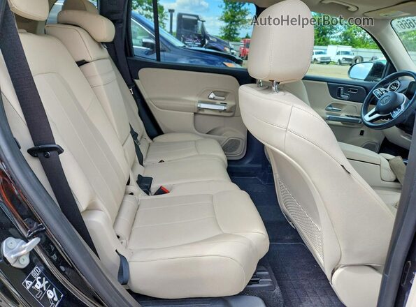 W1N4M4HB2MW158323 2021 MERCEDES-BENZ GLB-CLASS Black Widok wnętrza z tyłu