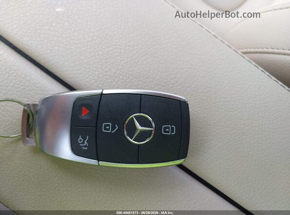 W1N4M4HB3LW042059 2020 MERCEDES-BENZ GLB-CLASS White Առջևի վահանակի տեսք