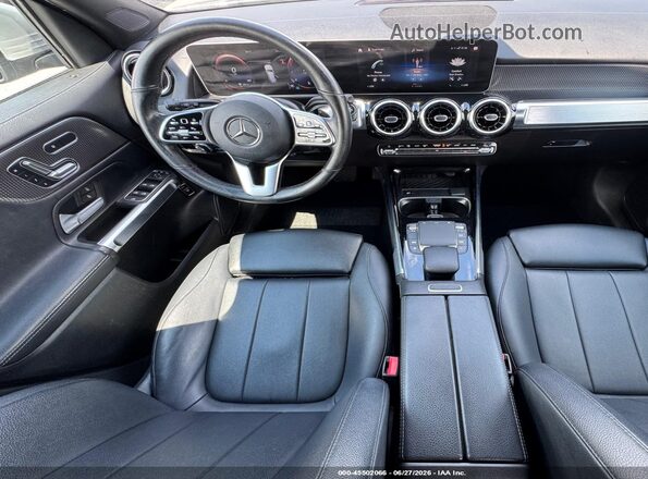 W1N4M4HB3MW092722 2021 MERCEDES-BENZ GLB-CLASS Silver VIN կոդի պիտակի տեսք