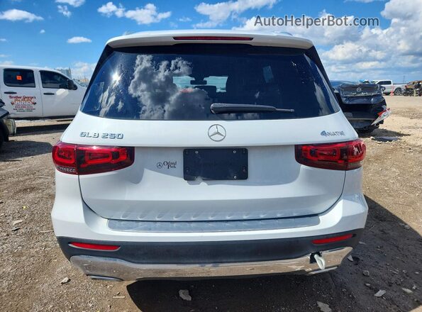 W1N4M4HB6LW023005 2020 MERCEDES-BENZ GLB-CLASS White Widok z tyłu