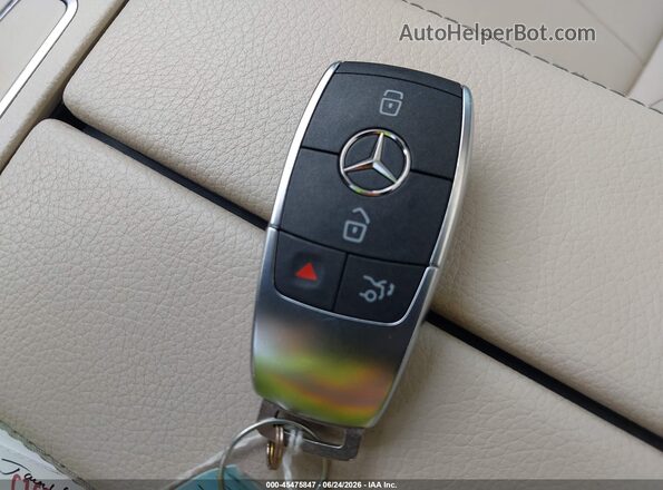 W1N4M4HB6PW285337 2023 MERCEDES-BENZ GLB-CLASS Белый Вид панели приборов