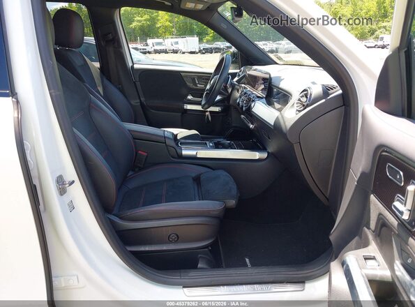 W1N4M4HB8RW352426 2024 MERCEDES-BENZ GLB-CLASS White Вид салону спереду