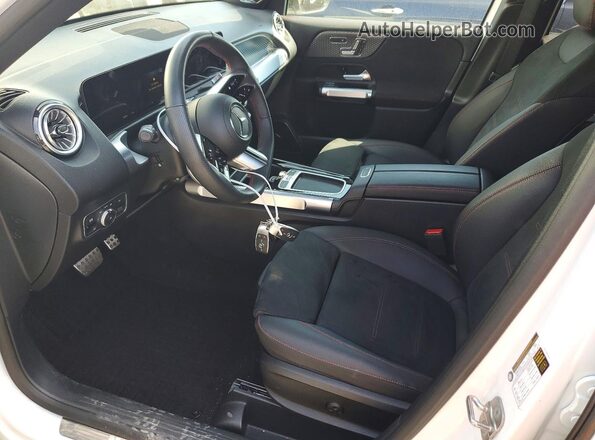 W1N4M4HB8SW400142 2025 MERCEDES-BENZ GLB-CLASS White წინა სალონის ხედი