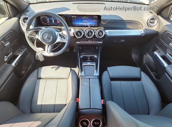 W1N4M4HB8SW403882 2025 MERCEDES-BENZ GLB-CLASS Black წინა პანელის ხედი