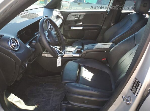 W1N4M4HB9LW026786 2020 MERCEDES-BENZ GLB-CLASS Silver წინა სალონის ხედი