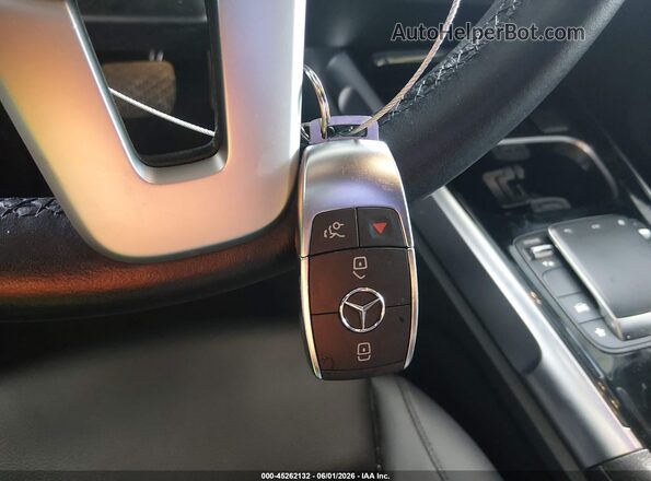 W1N4M4HBXMW087470 2021 MERCEDES-BENZ GLB-CLASS Gray Vista del salpicadero