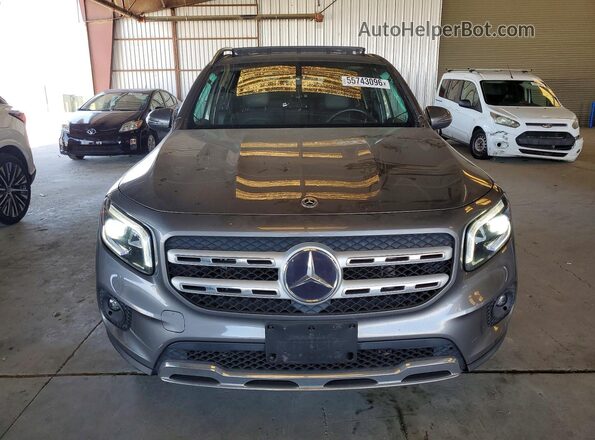 W1N4M4HBXMW099747 2021 MERCEDES-BENZ GLB-CLASS Gray Widok z przodu
