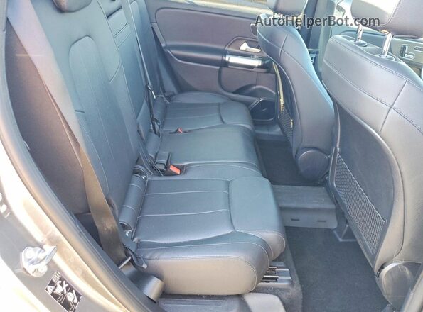 W1N4M4HBXMW105076 2021 MERCEDES-BENZ GLB-CLASS Gray Vista interior trasera