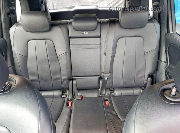 W1N4M4HBXMW115249 2021 MERCEDES-BENZ GLB-CLASS Gray Widok tylnych siedzeń