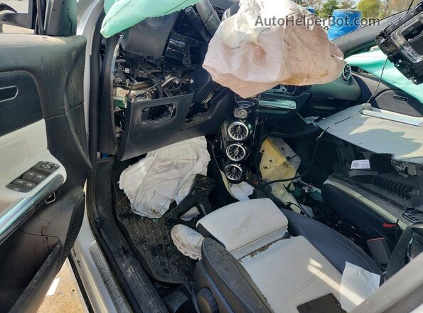 W1N4N4HB1NJ405147 2022 MERCEDES-BENZ GLA Серебряный 