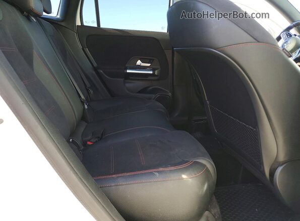 W1N4N4HB3NJ342553 2022 MERCEDES-BENZ GLA White უკანა სალონის ხედი