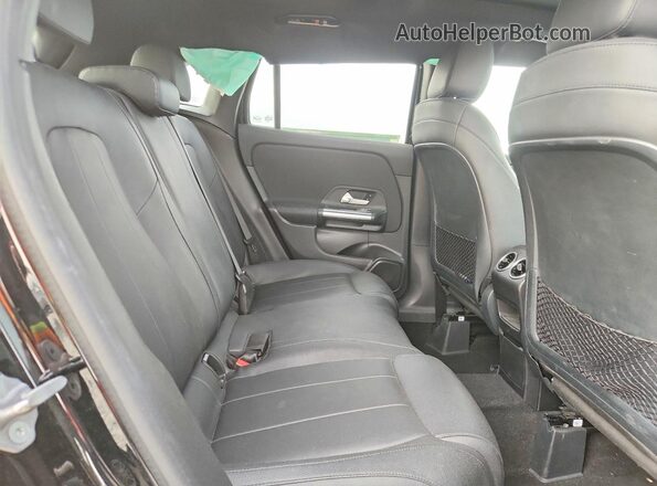 W1N4N4HB8MJ192566 2021 MERCEDES-BENZ GLA Black Vista interior trasera