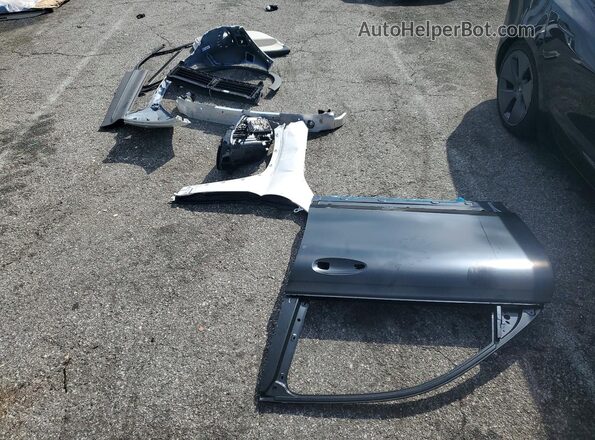W1N9M0KB2PN068087 2023 MERCEDES-BENZ EQB White Вид наклейки з VIN-кодом
