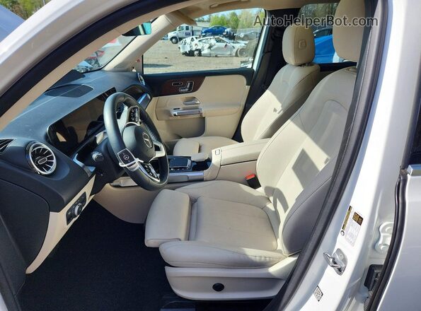 W1N9M0KB3PN054831 2023 MERCEDES-BENZ EQB White Вид салону спереду