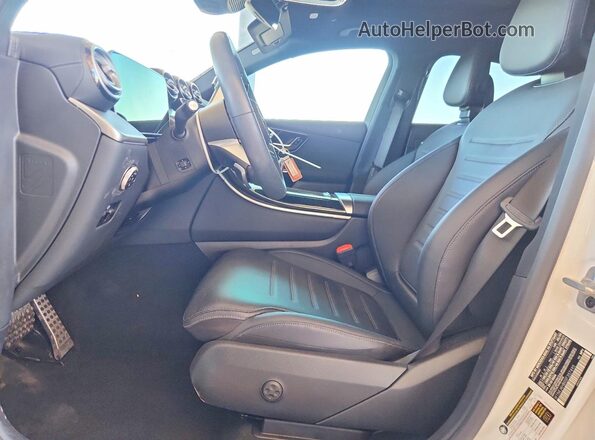 W1NKJ4HB0SF357495 2025 MERCEDES-BENZ GLC-CLASS White Սալոնի դիմացի տեսք