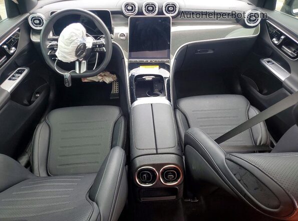 W1NKJ4HB9SF398014 2025 MERCEDES-BENZ GLC-CLASS Black Widok deski rozdzielczej