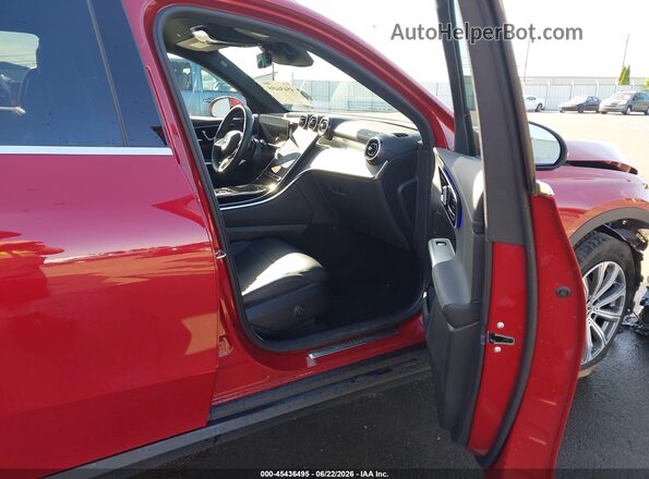 W1NKM4HB0RF079599 2024 MERCEDES-BENZ GLC 300 Red Вид салону спереду