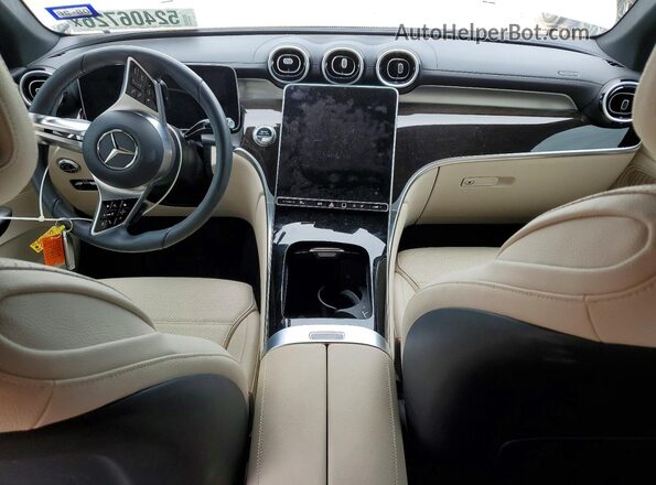 W1NKM4HB3PF057884 2023 MERCEDES-BENZ GLC-CLASS White წინა პანელის ხედი