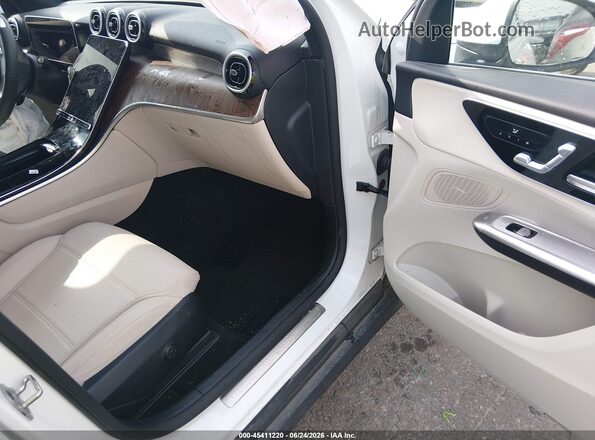 W1NKM4HB6SF395420 2025 MERCEDES-BENZ GLC 300 White Vista interior delantera