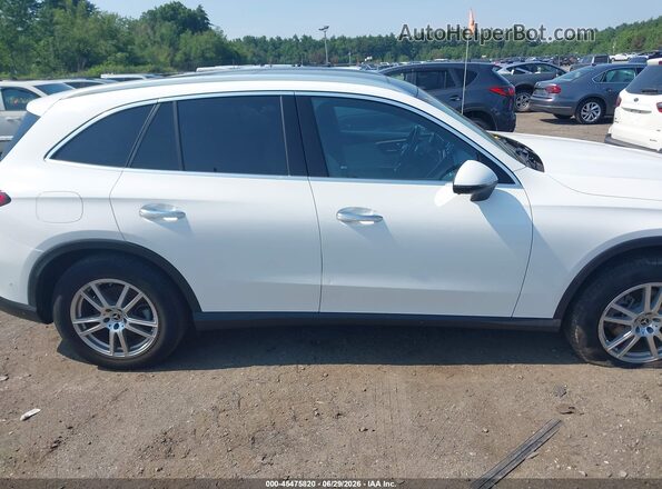 W1NKM4HB9PF025201 2023 MERCEDES-BENZ GLC 300 White Vista interior trasera