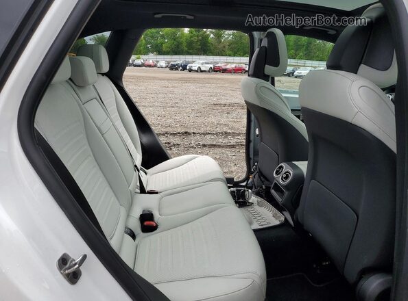 W1NKM4HBXSF265964 2025 MERCEDES-BENZ GLC-CLASS White Rear seats view