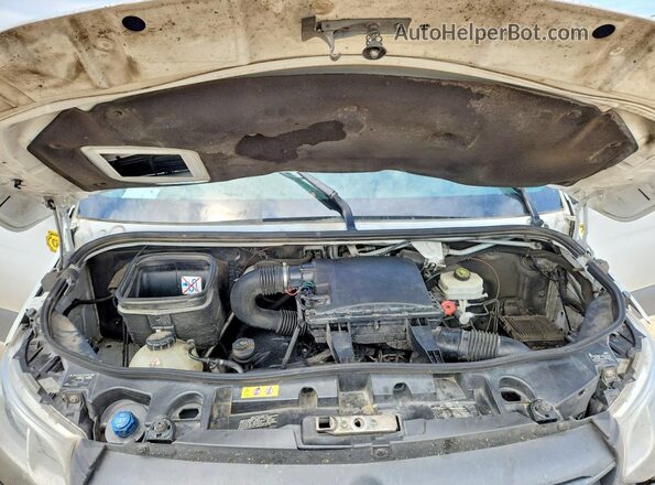W1W4ECHY0LT044117 2020 MERCEDES-BENZ SPRINTER White Vista del compartimento del motor