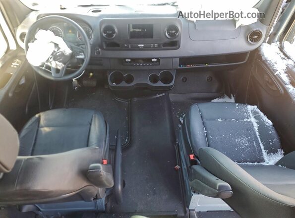 W1W4NBHY1RT173552 2024 MERCEDES-BENZ SPRINTER Gray წინა პანელის ხედი