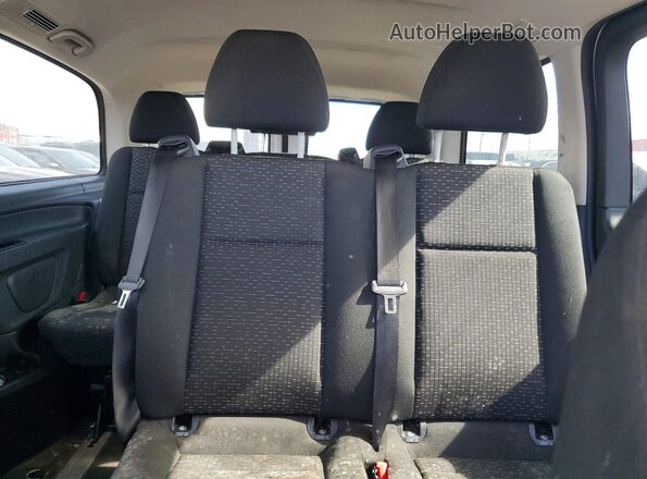 W1WV0FEY9P4334297 2023 MERCEDES-BENZ METRIS White Vista de los asientos traseros
