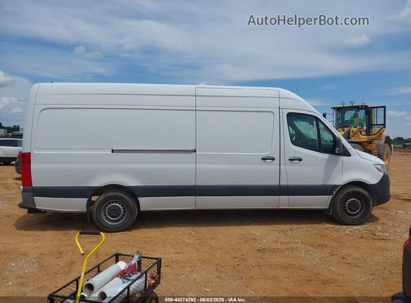 W1Y4DCHY4NT091888 2022 MERCEDES-BENZ SPRINTER White 360 interior view